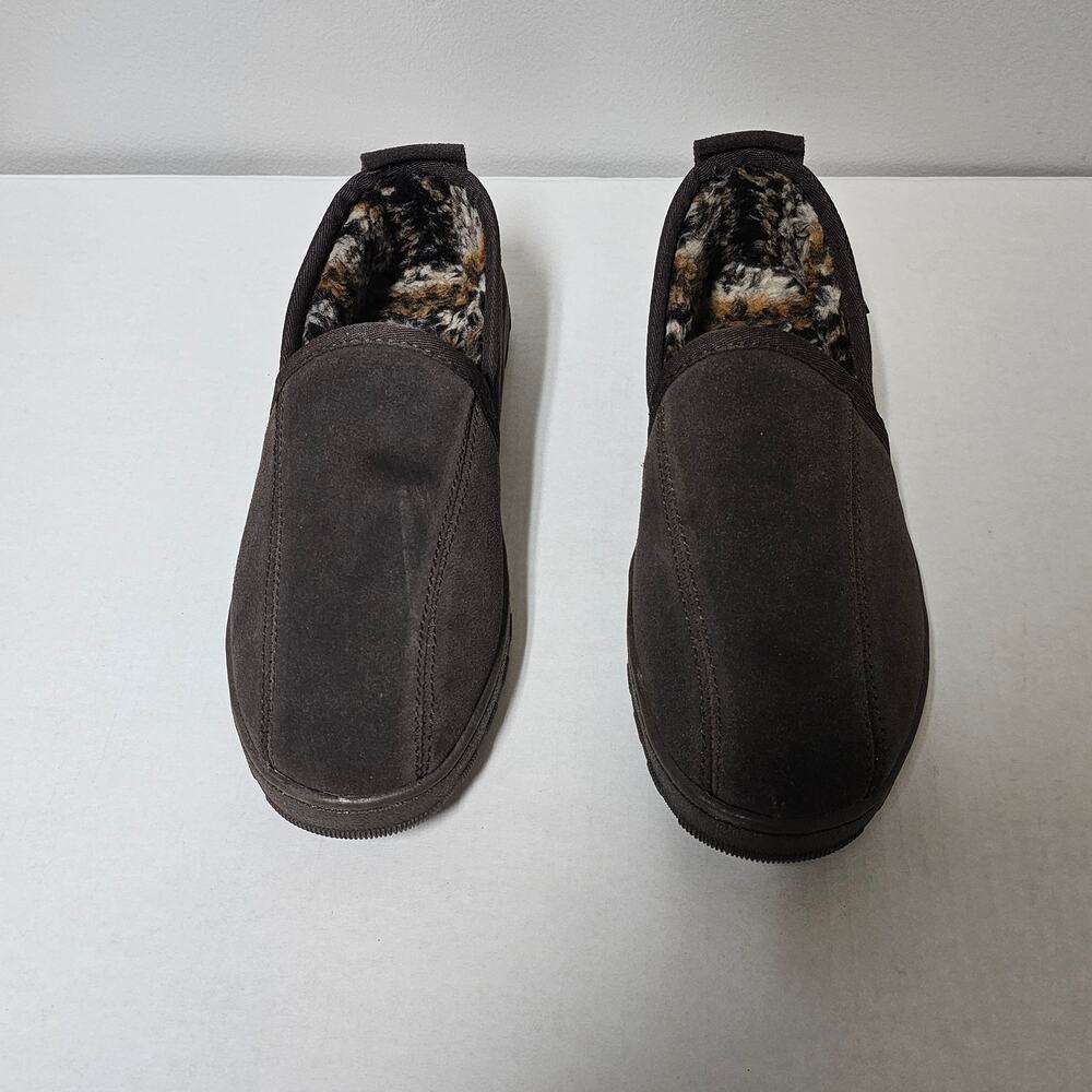 NWOT Mens Mukluks Slippers Cow Suede Outer Faux Fur Lining size 9